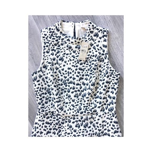 LOFT • Petite Mock Neck Dress - Picture 4 of 6